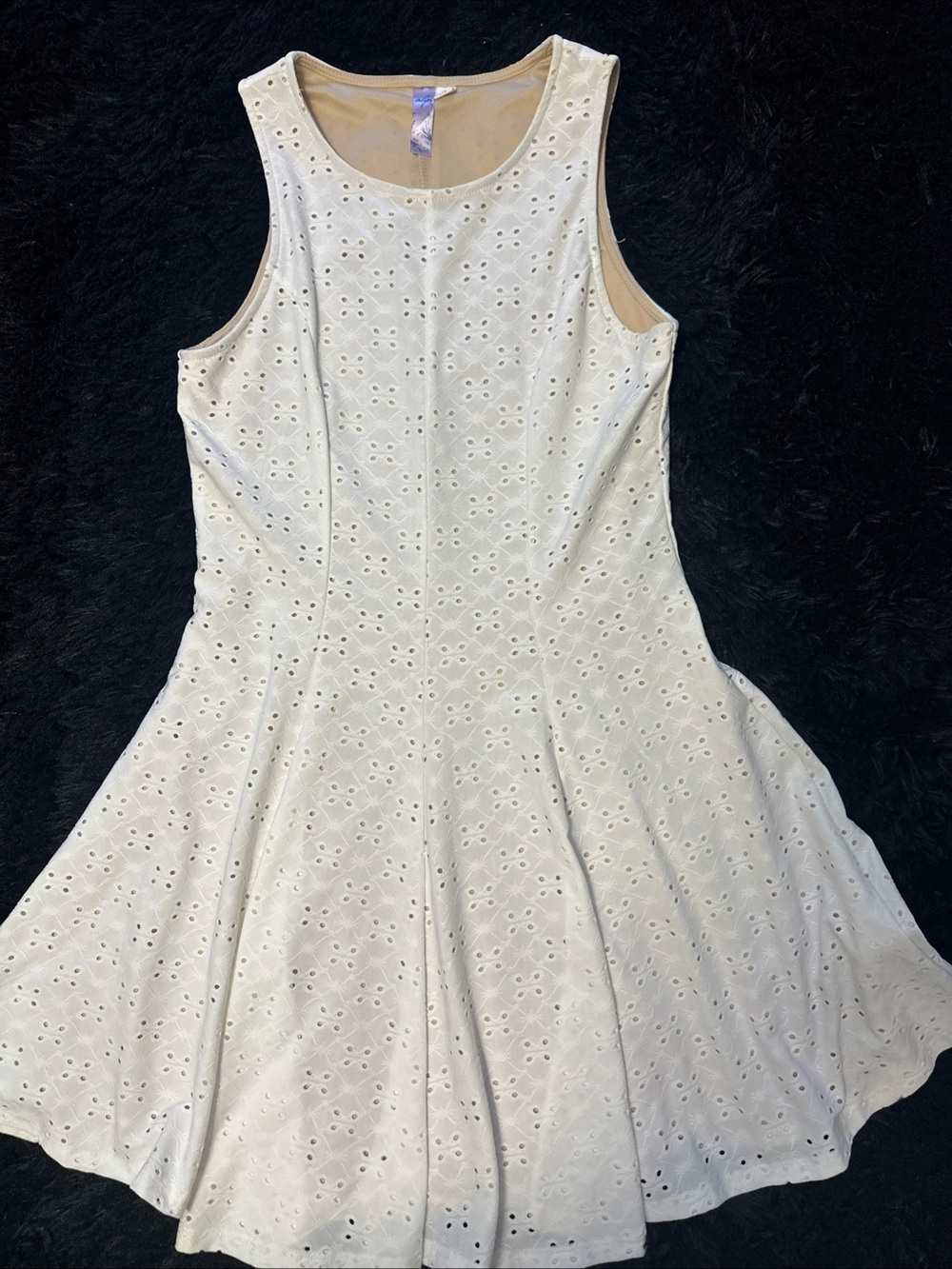 Francesca’s Alya Eyelet dress Cream/ivory size Medium NWOT